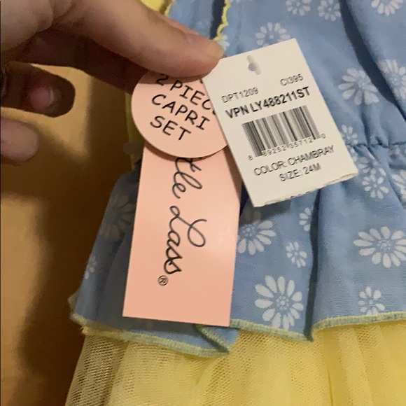 2 piece Capri spring set 24mo - Picture 2 of 3